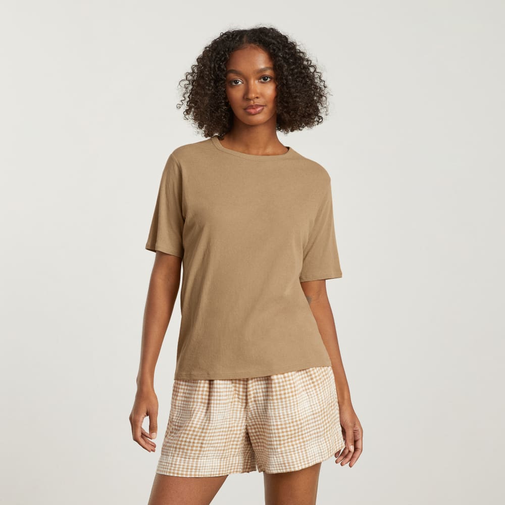 womens-air-oversized-crew-tee-iced-coffee