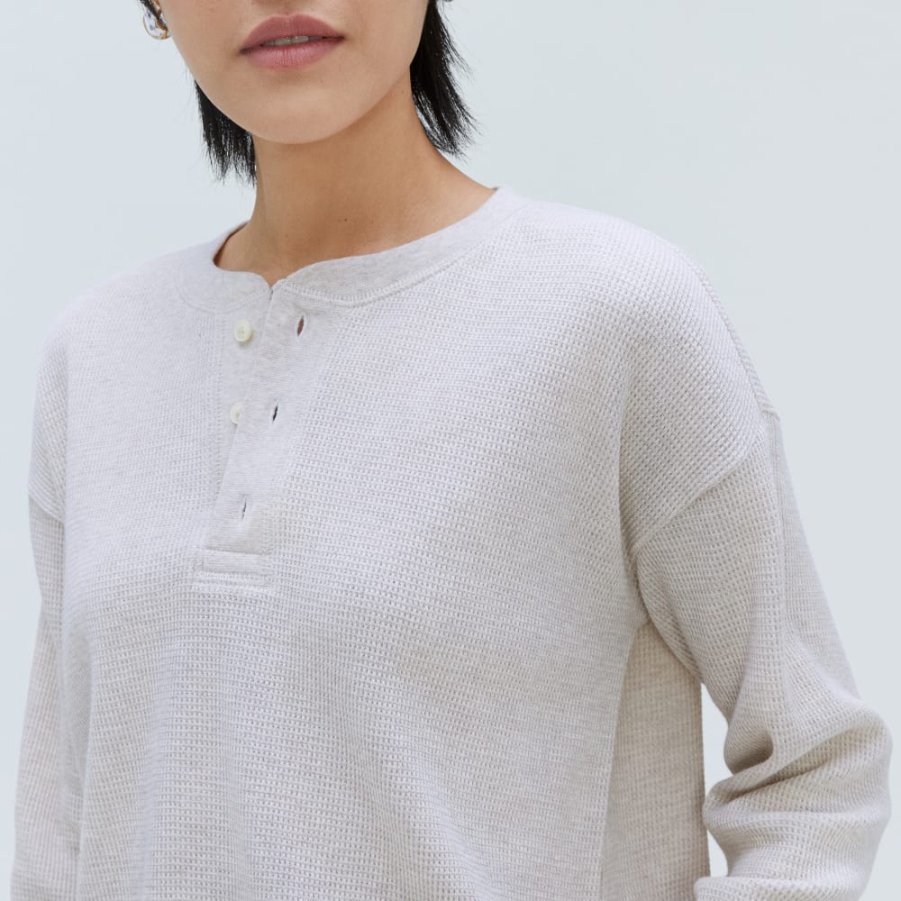 womens-organic-ctn-waffle-henley-heathered-tan