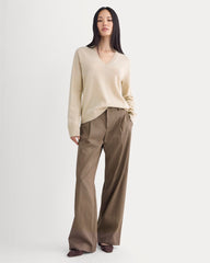 womens-cashmere-relaxed-v-neck-heather-light-camel