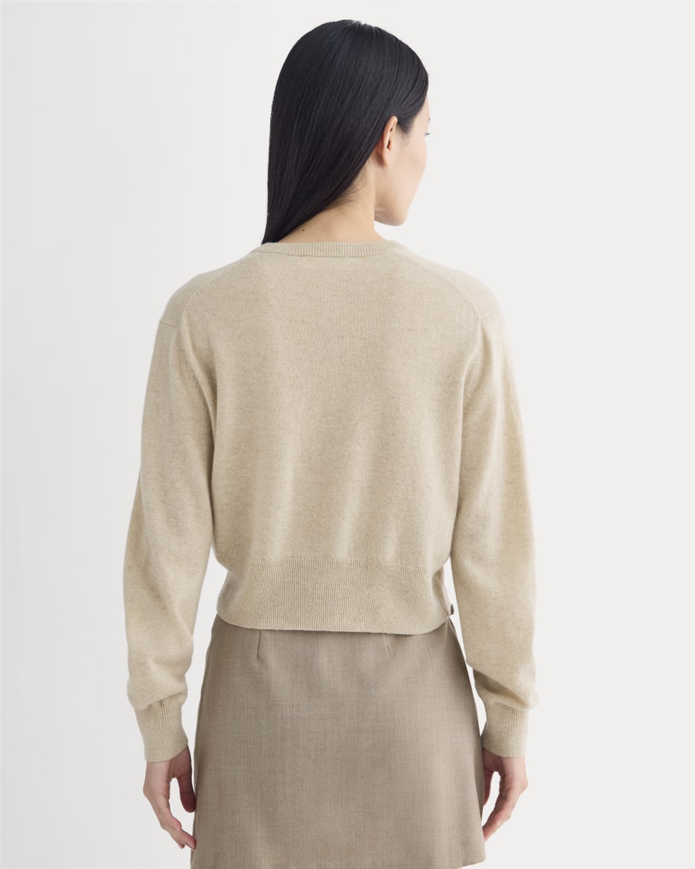 womens-cashmere-in-cropped-cardigan-heather-light-camel