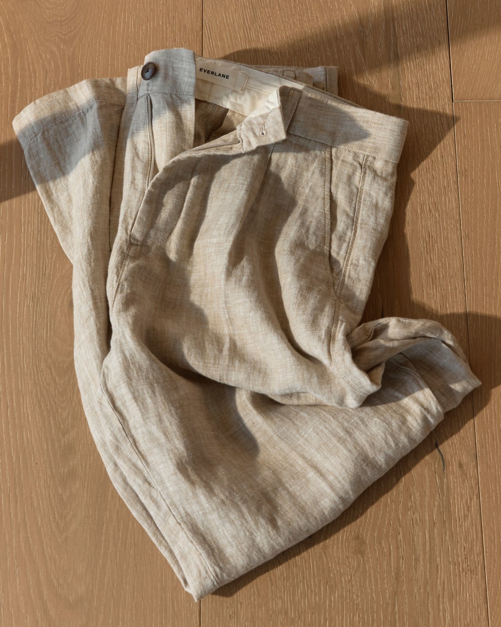 mens-linen-pleated-trouser-cornstalk-chambray