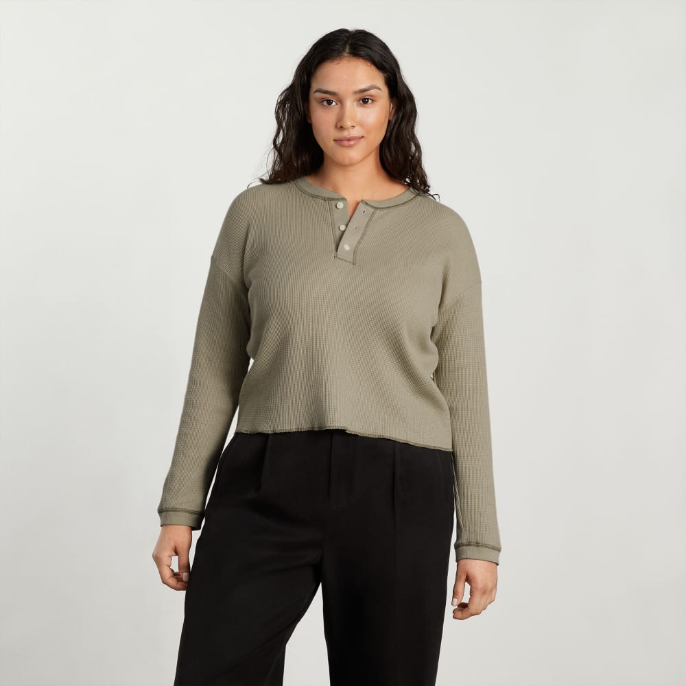 womens-organic-ctn-waffle-henley-field-green | primary