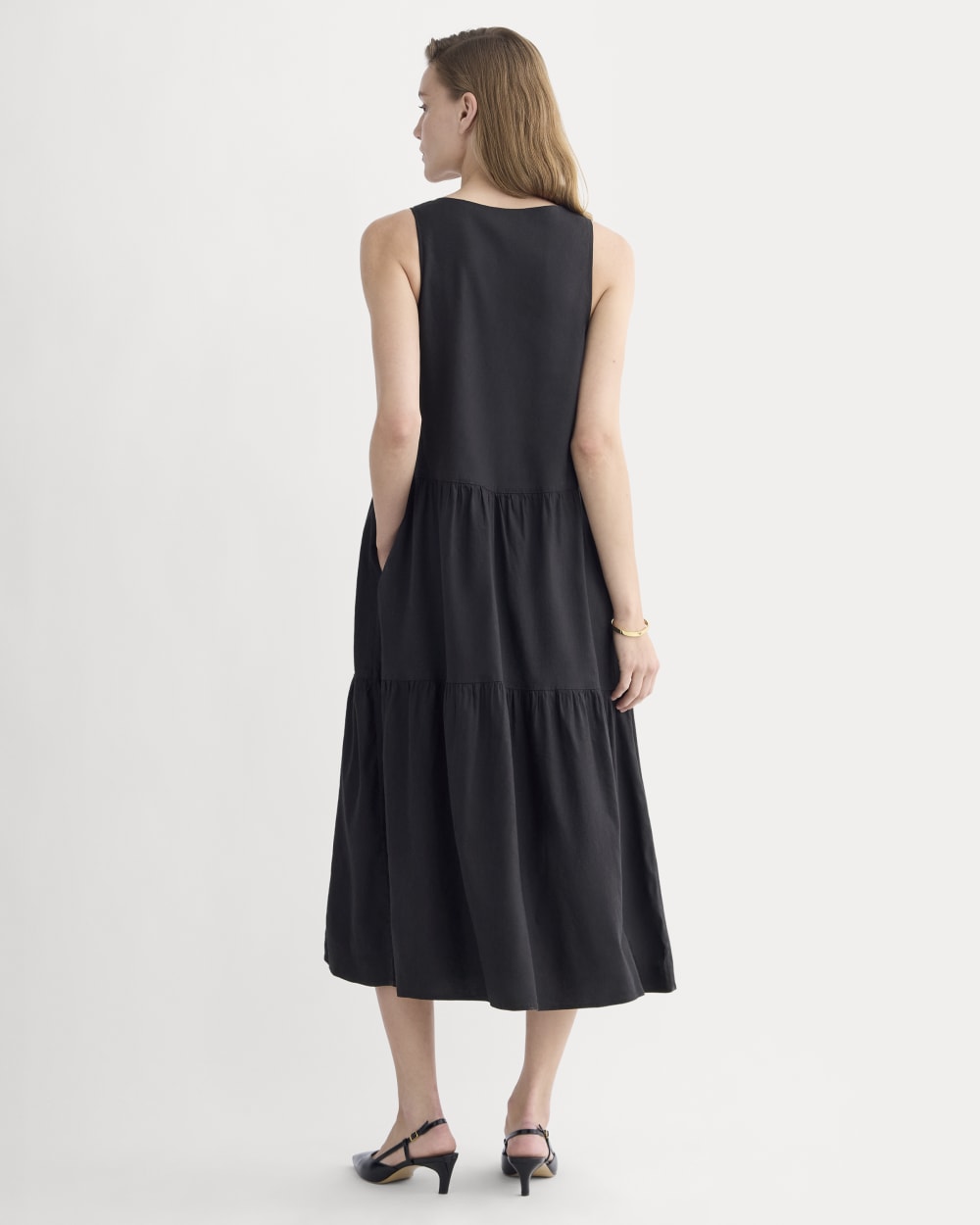 womens-tiered-dress-in-stretch-linen-black