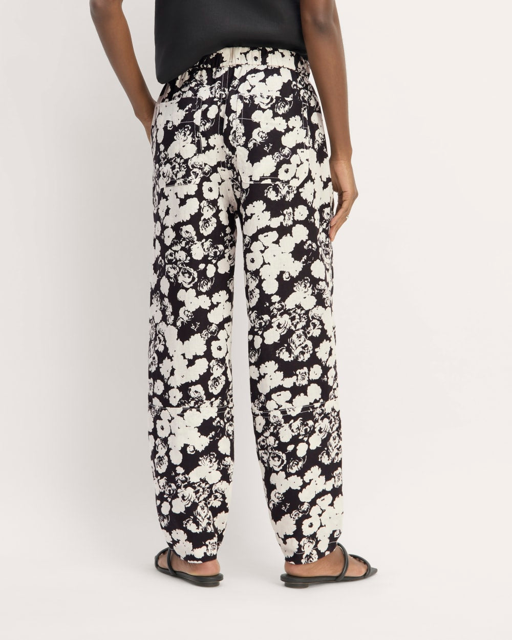 womens-linen-pull-on-barrel-pant-black-bone-floral