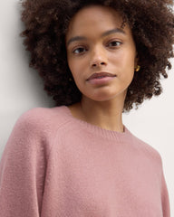 womens-cashmere-boxy-crew-sweater-clay-pink