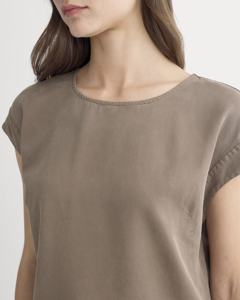 womens-tencel-butterlite-muscle-tee-deep-taupe
