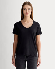womens-air-scoop-neck-tee-black | primary