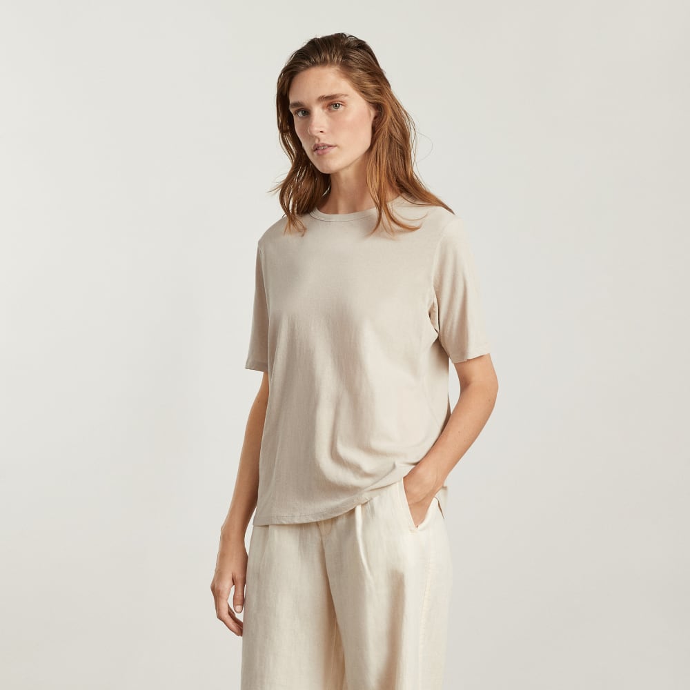 womens-air-oversized-crew-tee-moonlit-coud