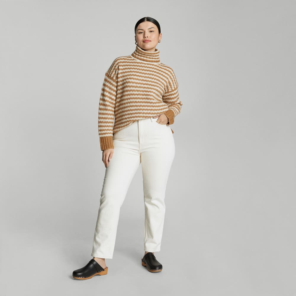 womens-light-chunky-turtleneck-ginger-root-oat