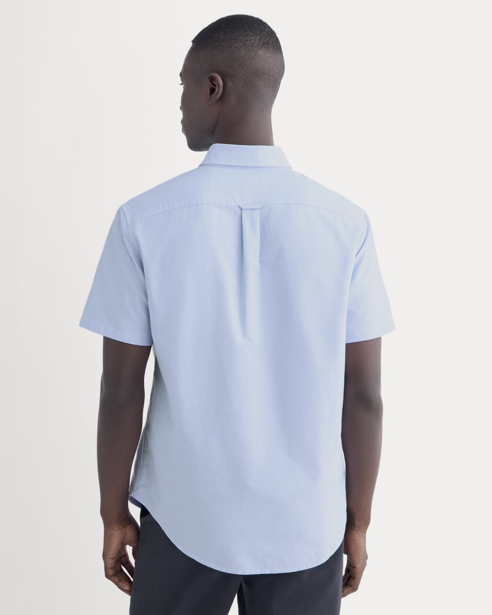 mens-organic-short-sleeve-oxford-shirt-light-blue