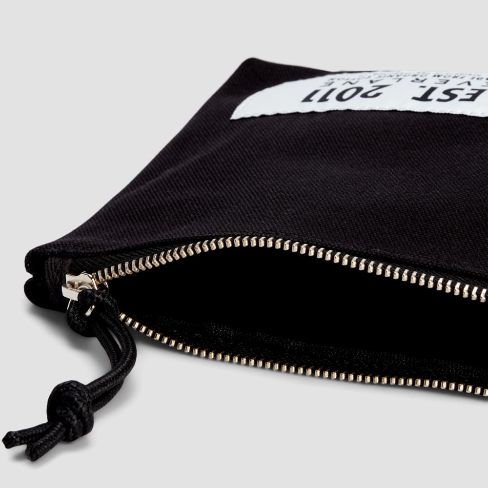 unisex-organic-canvas-pouch | alt