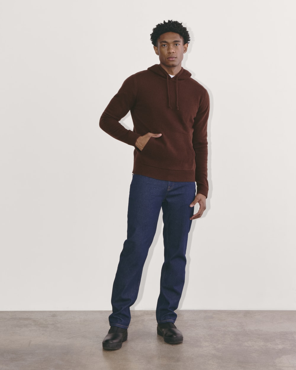 mens-felted-wool-hoodie-heather-mahogany | primary