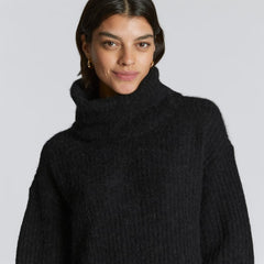 womens-alpaca-oversized-turtleneck-heathered-black