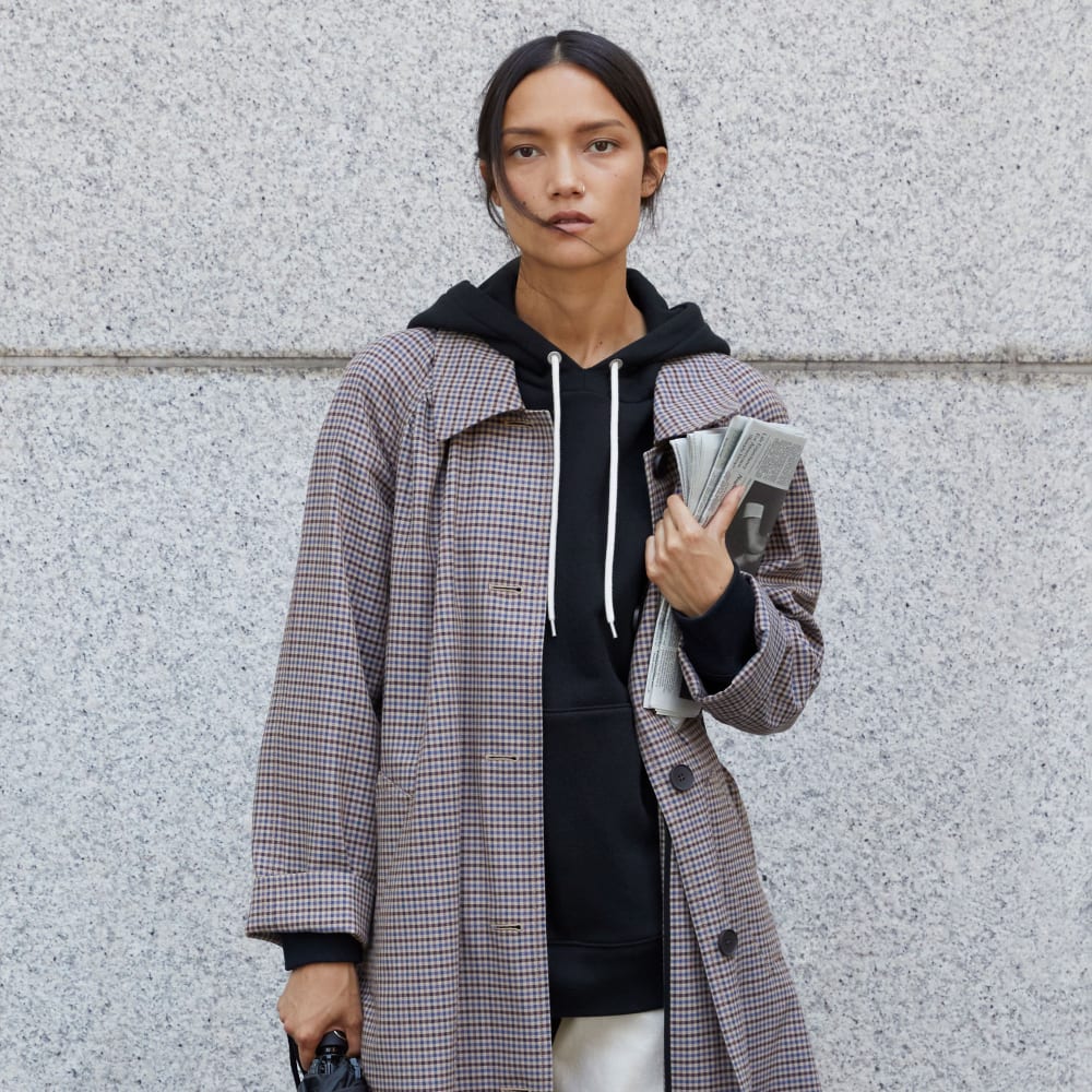 womens-track-organic-cotton-popover-black