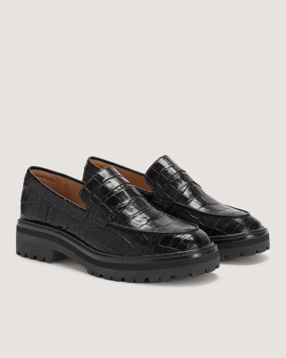 womens-lug-loafer-black-bone-crocodile