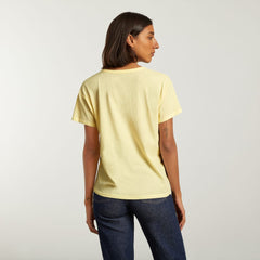 womens-air-scoop-neck-tee-pastel-yellow