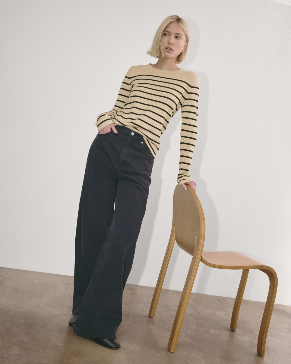 womens-crew-cotton-cashmere-powder-black