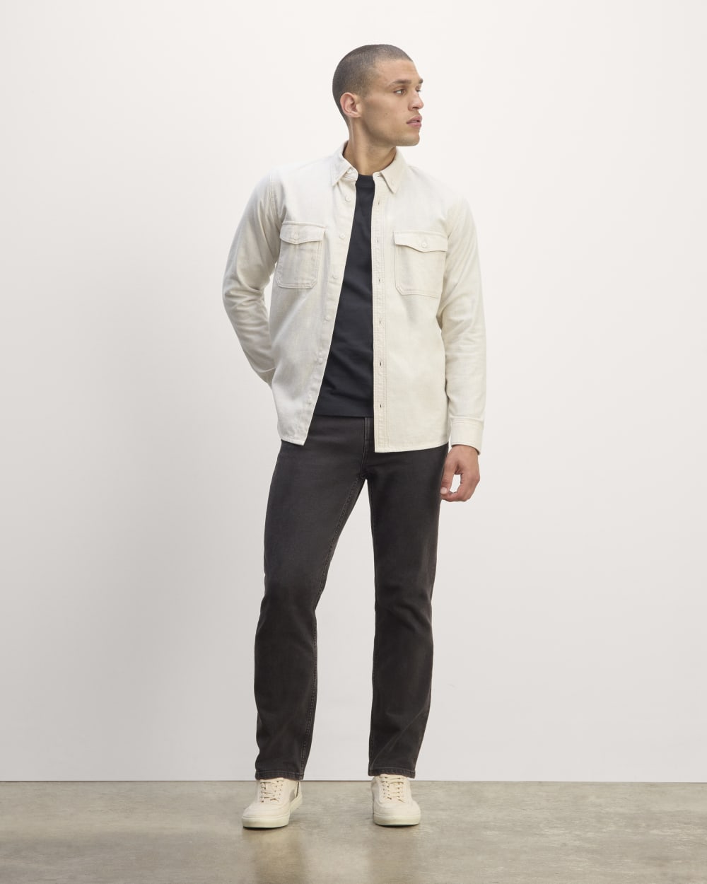 mens-organic-cotton-straight-leg-jean-wash-black | primary