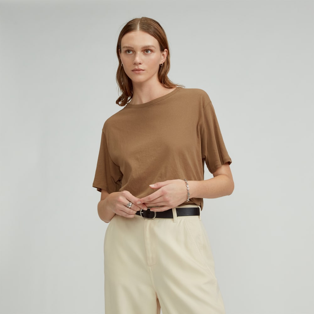 womens-air-oversized-crew-tee-toasted-coconut | primary