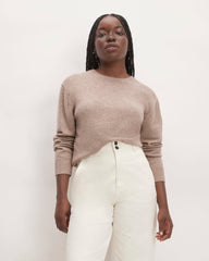 womens-cashmere-classic-crew-sweater-toasted-sesame | primary