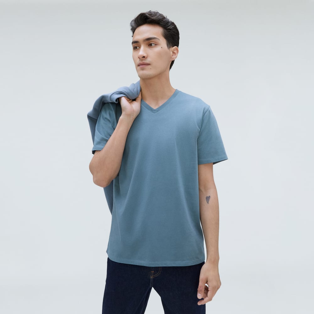 mens-organic-cotton-v-neck-tee-greyish-blue