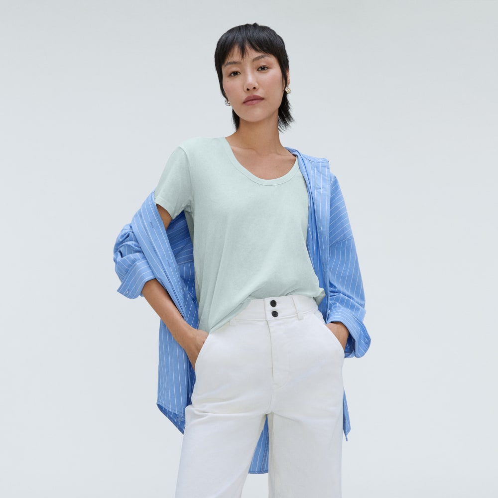 womens-air-scoop-neck-tee-ice-blue