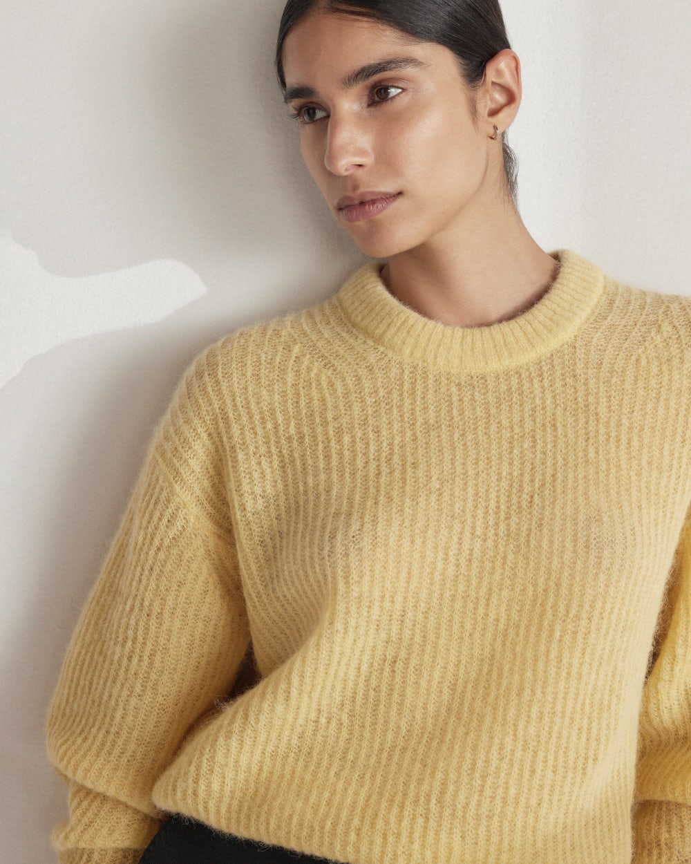 womens-alpaca-crew-raffia