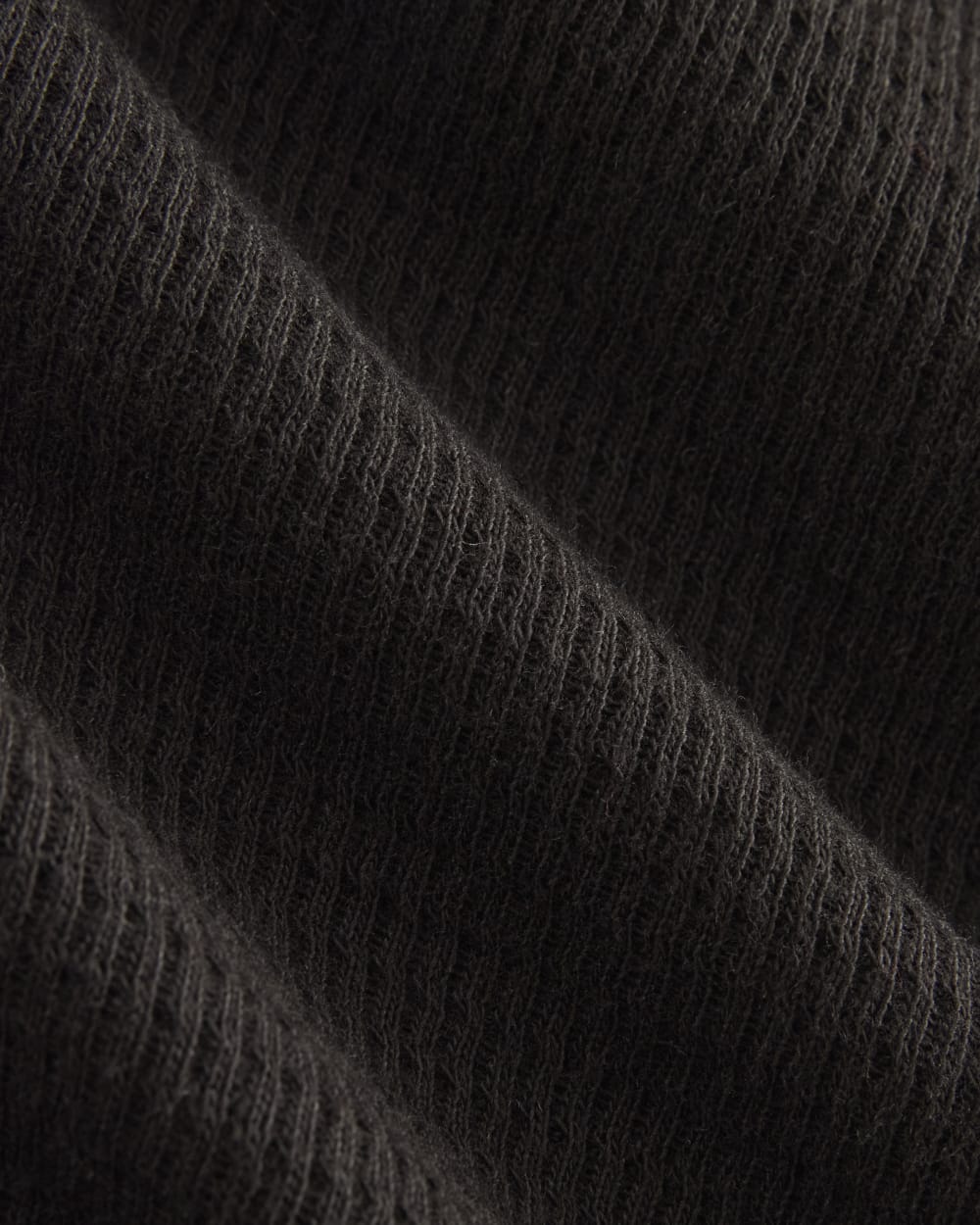 womens-boxy-henley-in-cozy-waffle-black
