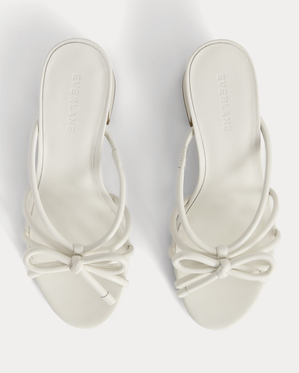 womens-leather-bow-heel-canvas