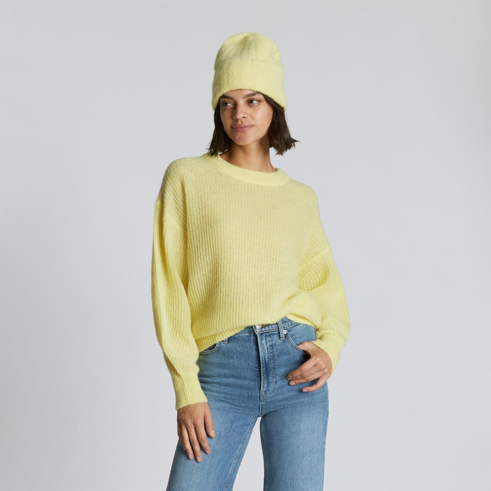 unisex-big-alpaca-beanie-lemon