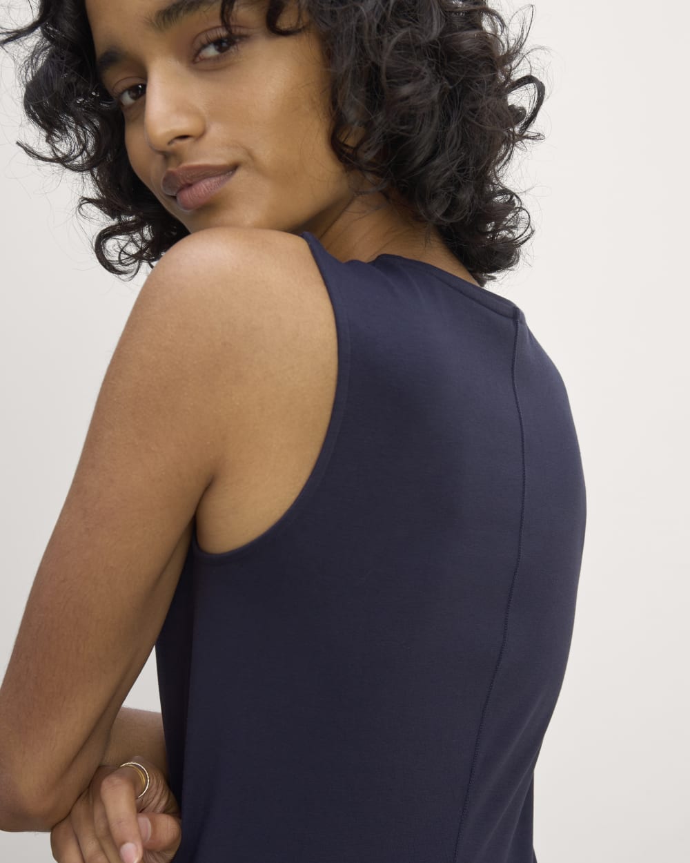 womens-form-crewneck-tank-navy