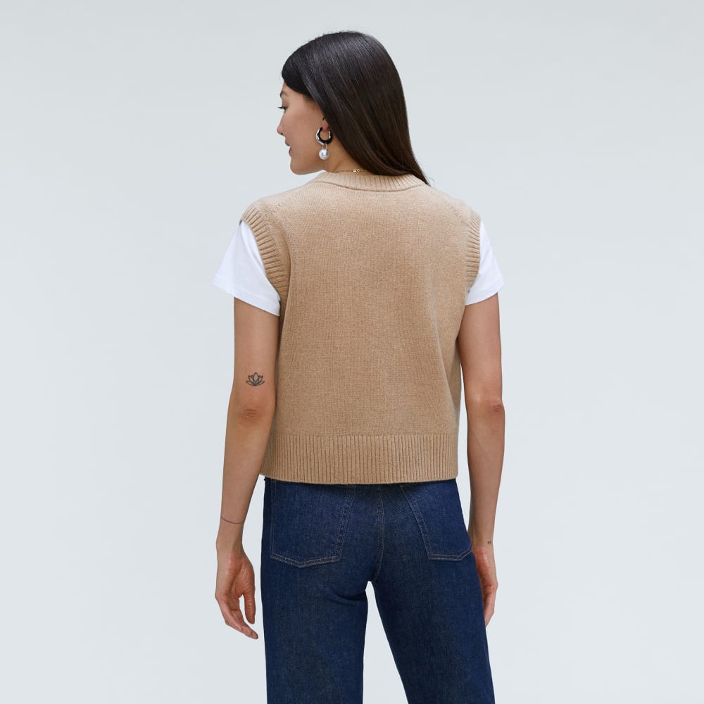 womens-recashmere-vest-light-camel