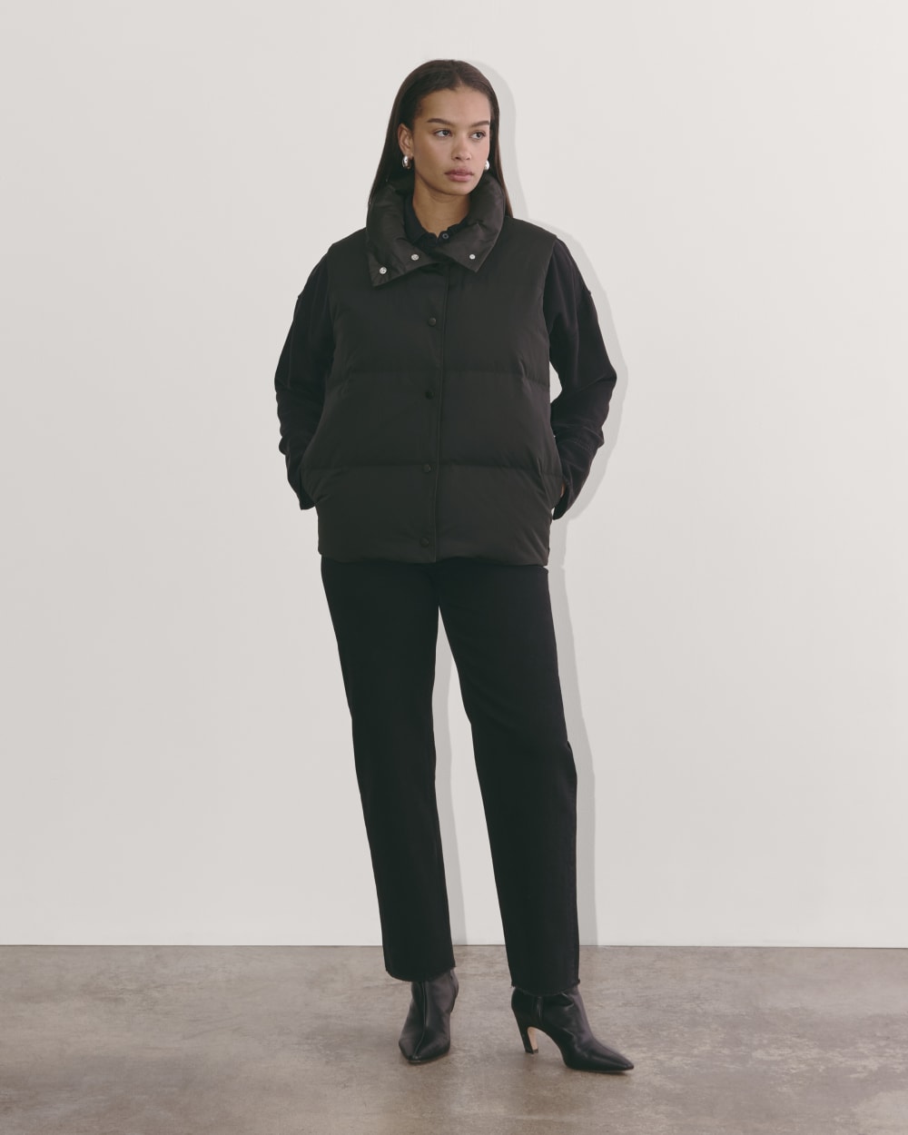 womens-redown-vest-black