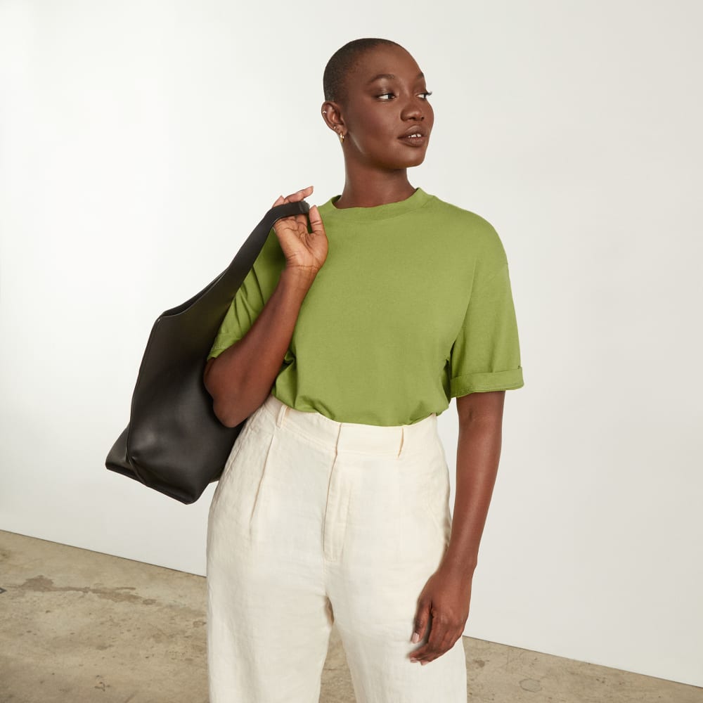 womens-premium-weight-tee-pepper