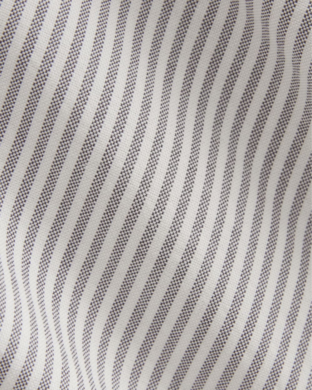 womens-boxy-oxford-black-white-stripe