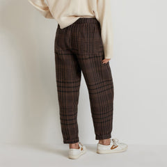 womens-linen-pull-on-barrel-pant-chocolate-brown-black