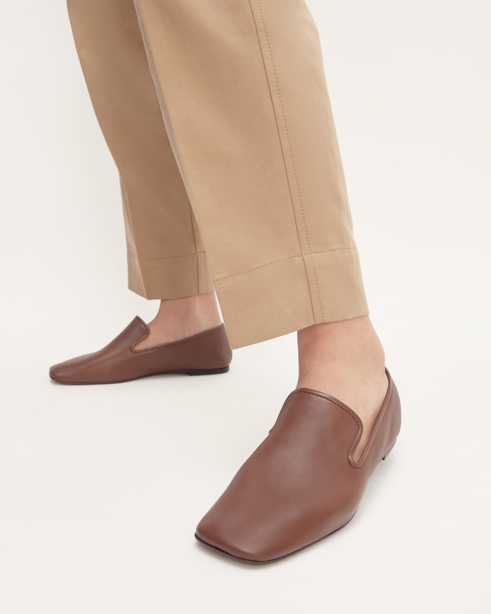 womens-italian-leather-day-loafer-rum | alt