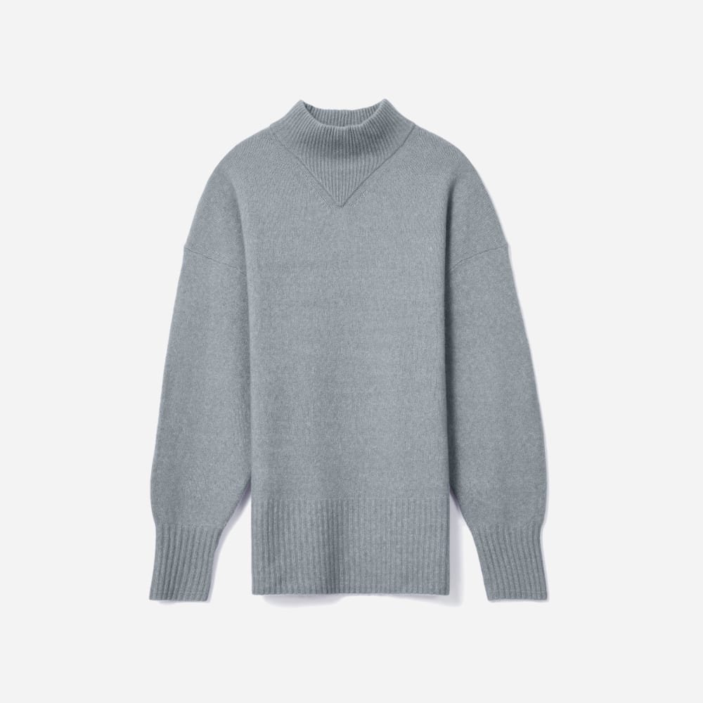 womens-bouncy-wool-sweater-smoke