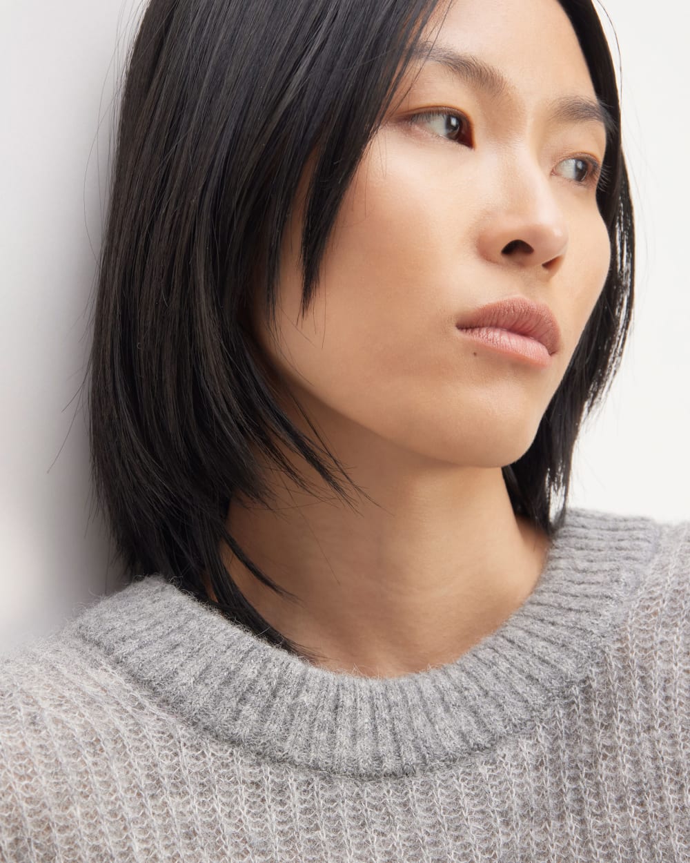 womens-alpaca-crew-heathered-stone