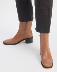 womens-city-boot2-saddle-brown | alt