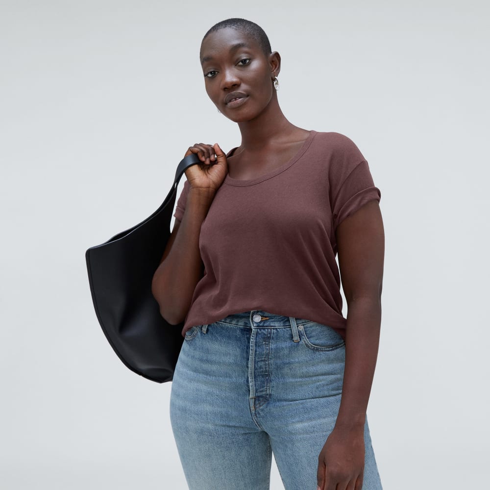 womens-air-scoop-neck-tee-espresso