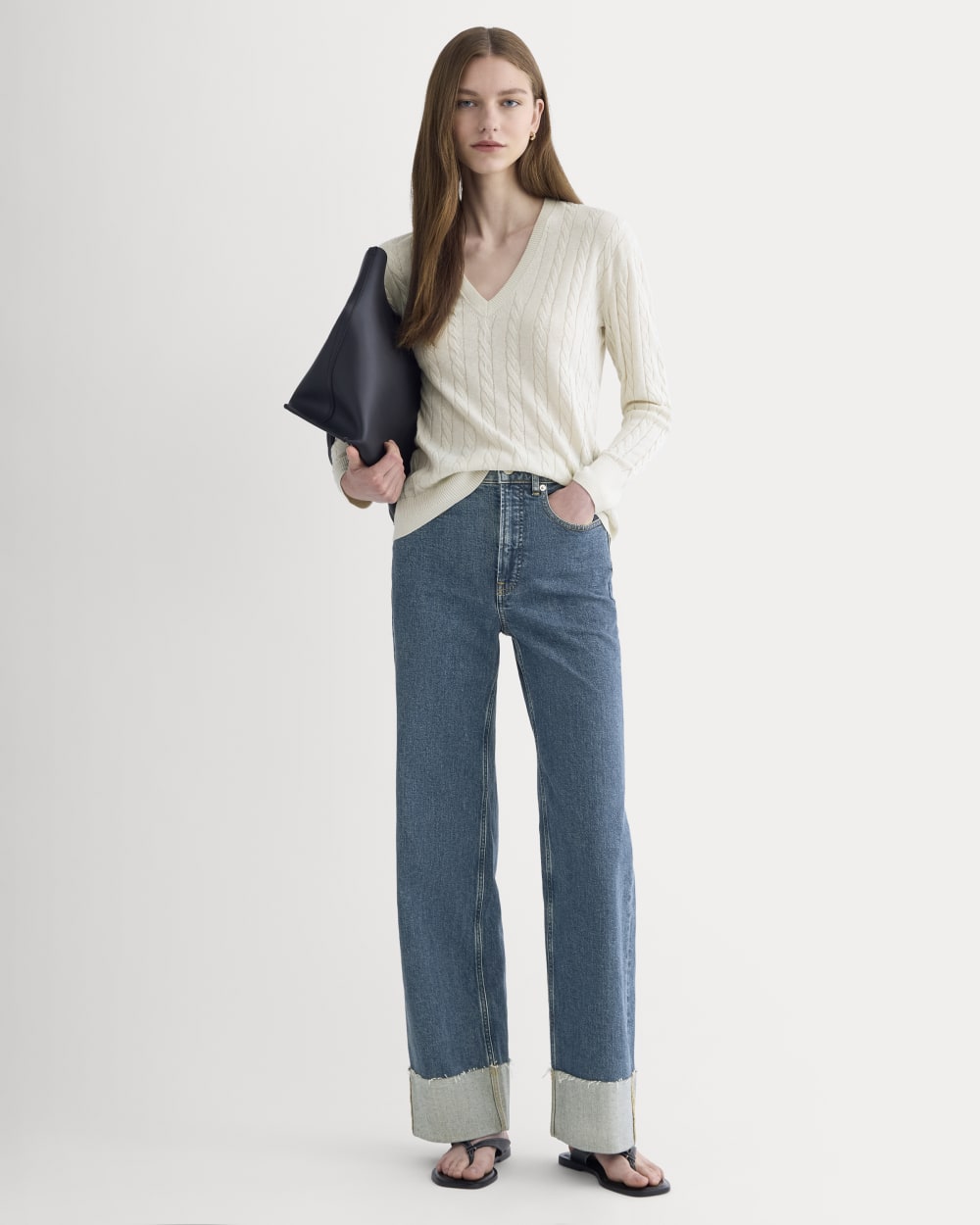 womens-cable-v-neck-in-cotton-cashmere-birch