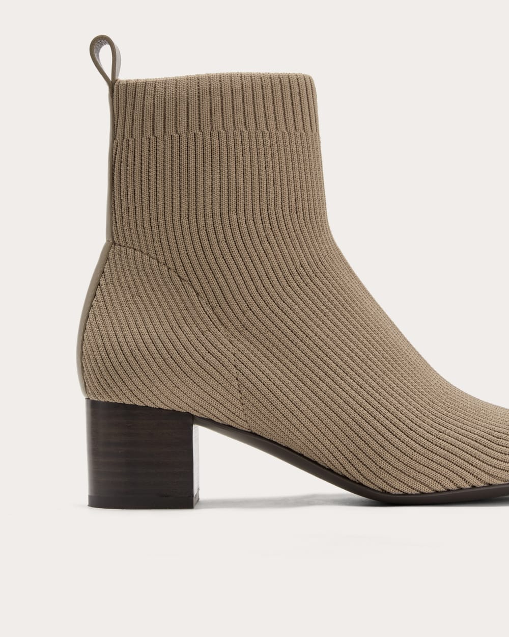 womens-day-boot-reknit-tan-mocha