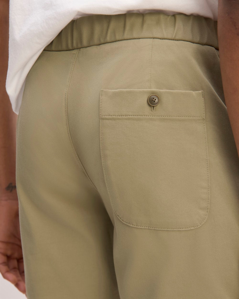 mens-pull-on-perf-chino-short-pale-green