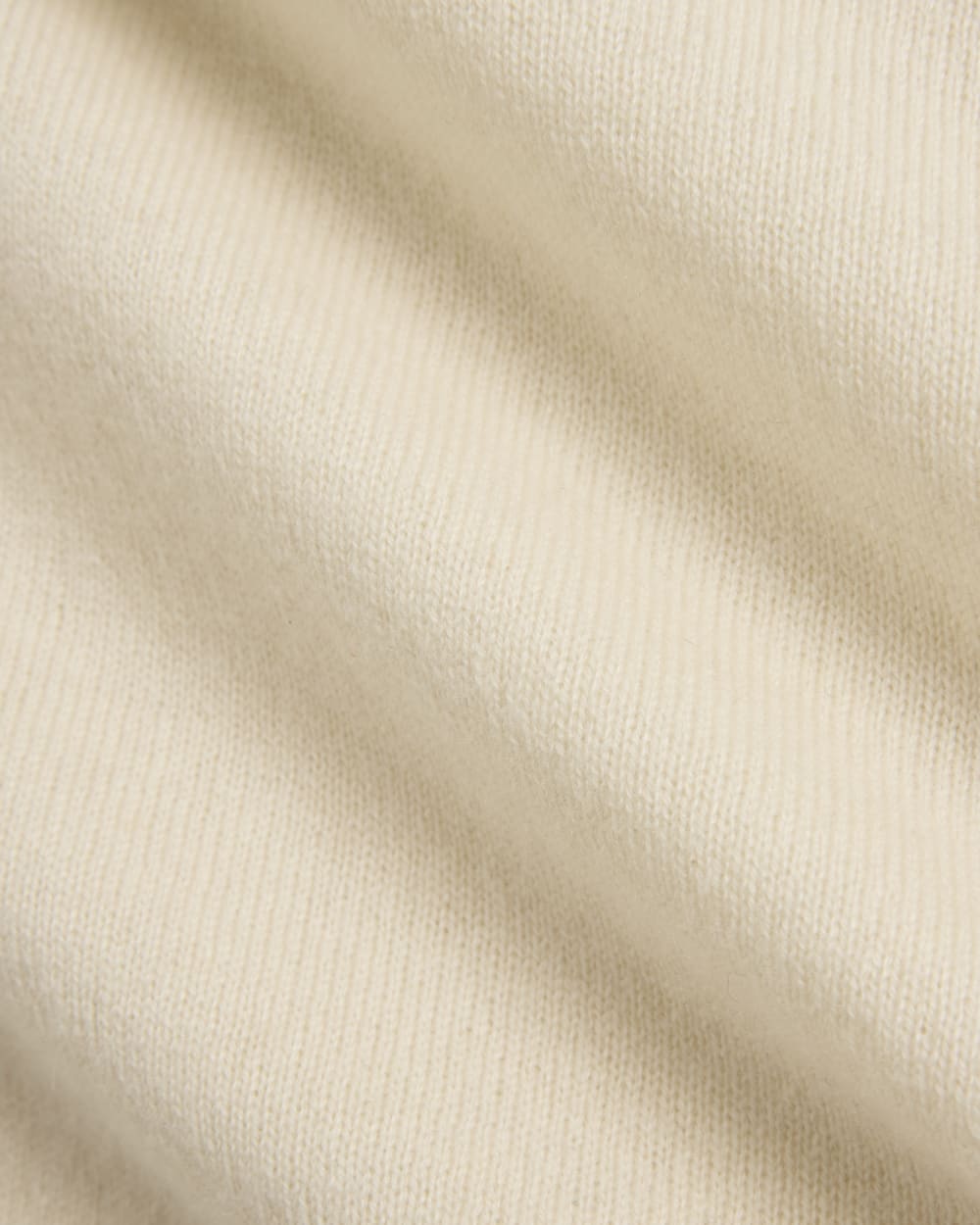 womens-cashmere-classic-crew-sweater-bone