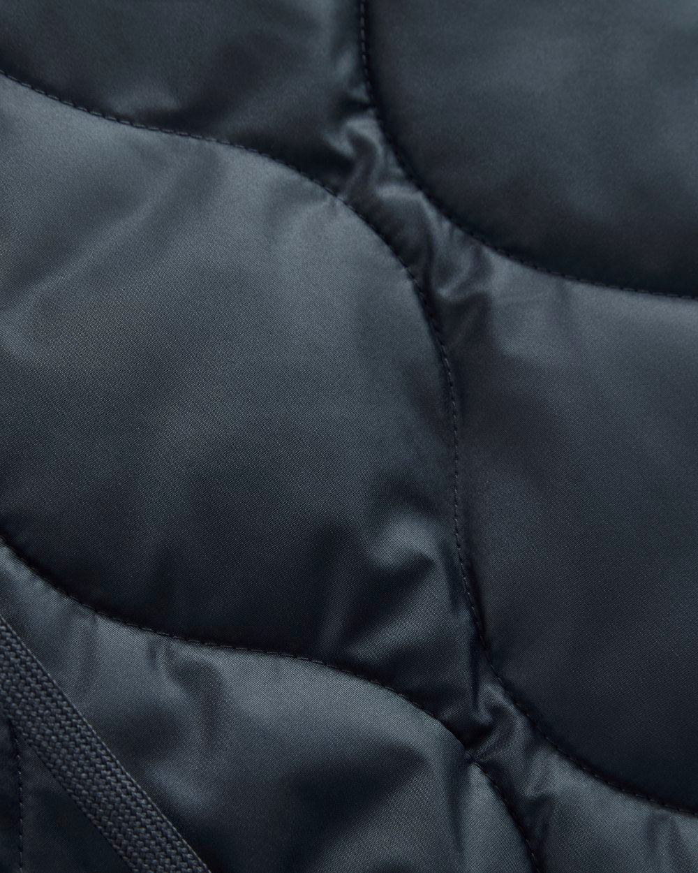 womens-renew-quilted-hooded-liner-navy