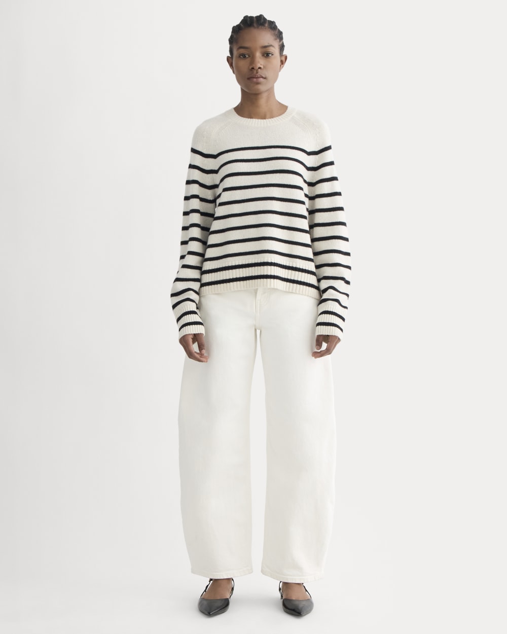 womens-cashmere-boxy-crew-sweater-new-bone-black