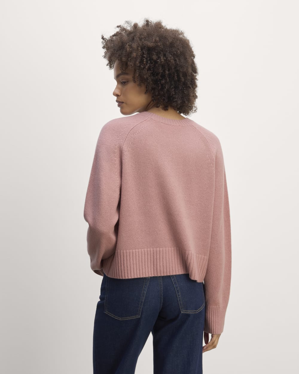 womens-cashmere-boxy-crew-sweater-clay-pink