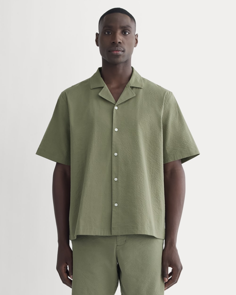 mens-seersucker-resort-shirt-lichen-green | primary