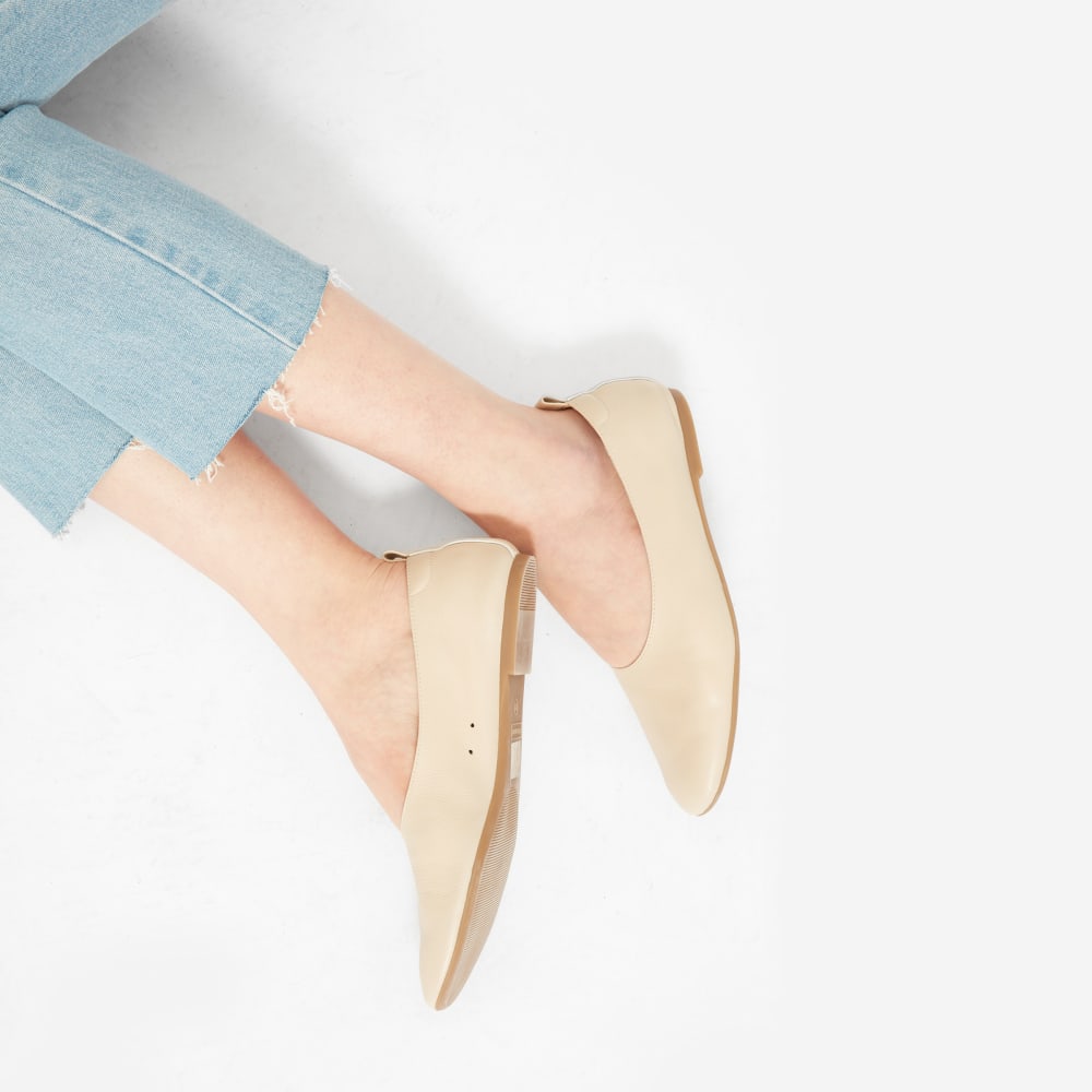 womens-day-glove-cream | alt